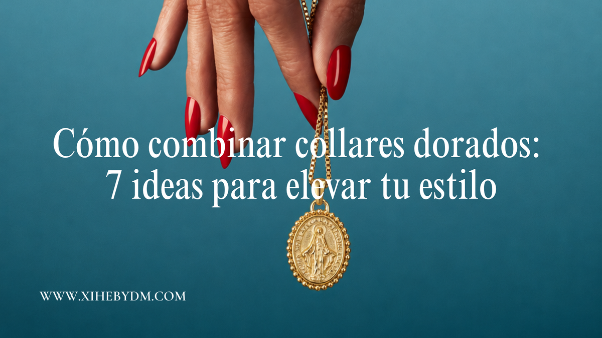 Mujer combinando collares dorados de diferentes largos y diseños