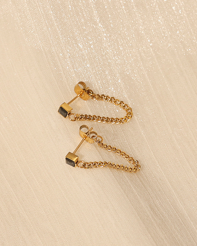 Vista adicional de aretes Chispa de Xihe By Dm