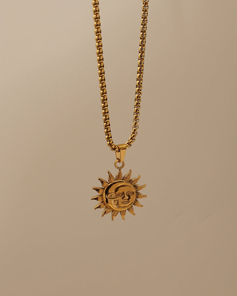 Vista adicional de collar Eclipse de Xihe By Dm