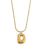 Collar Núcleo en acero inoxidable con PVD oro 18K
